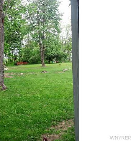 2nd image of 8667 Reeds Corners Rd