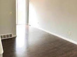 957 Still Meadow Ln APT B, Independence, KY 41051