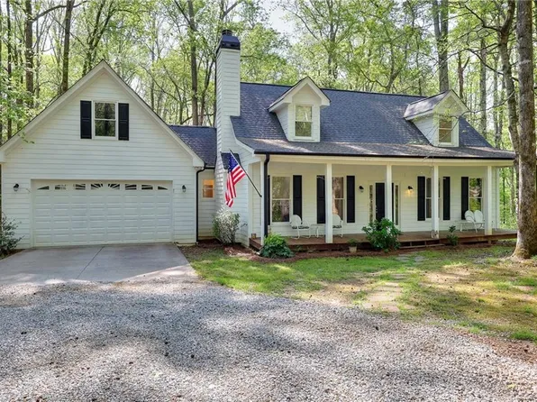 2151 Kari Brook Dr, Monroe, GA 30655