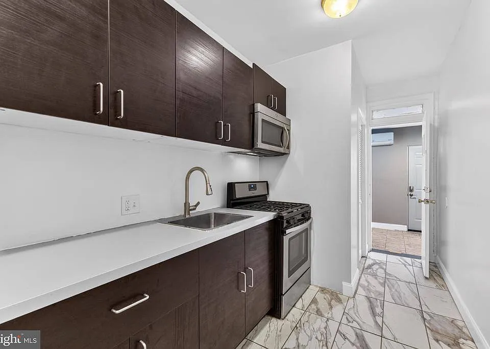 46 Quincy Pl NE #1