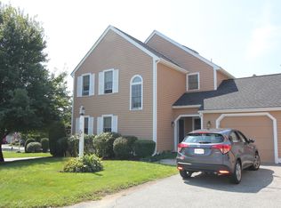 41 Whittier Meadows Dr UNIT 41, Amesbury, MA 01913