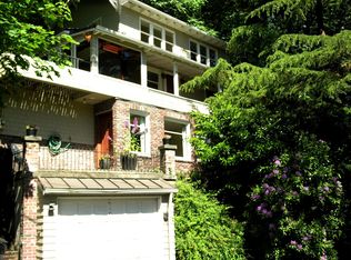 277 Lake Dell Ave, Seattle, WA 98122