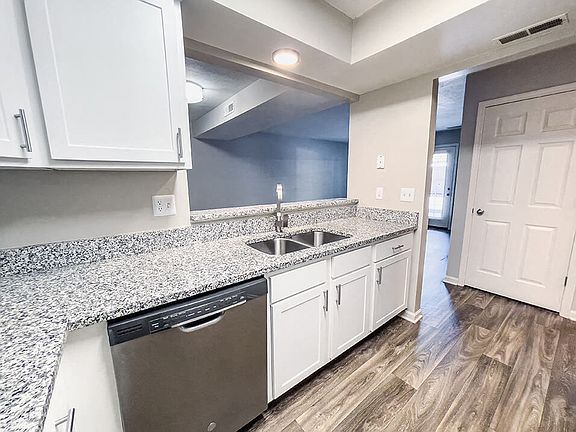 Large Spacious Kitchens