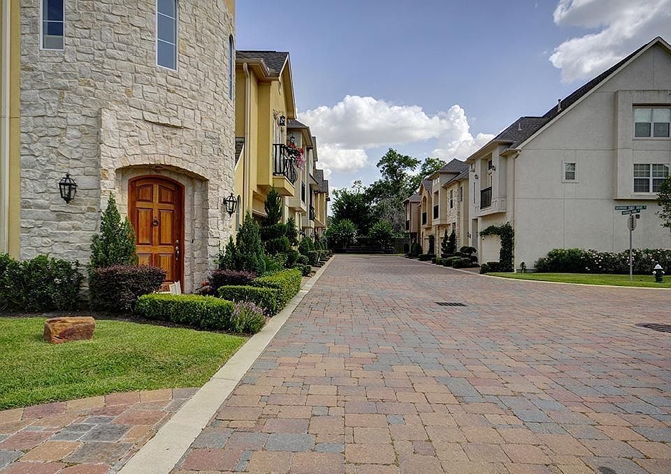 1st image of 1307 Sherwood Point Ln