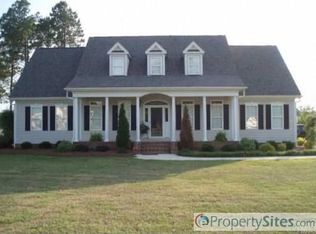 905 N Lincoln St, Benson, NC 27504