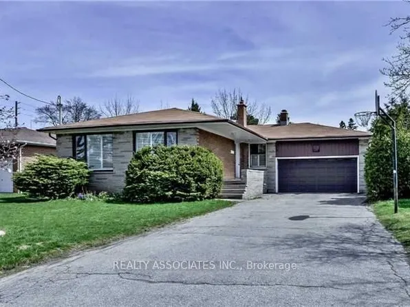 9 Muirkirk Rd, Toronto, ON M2R 1W2