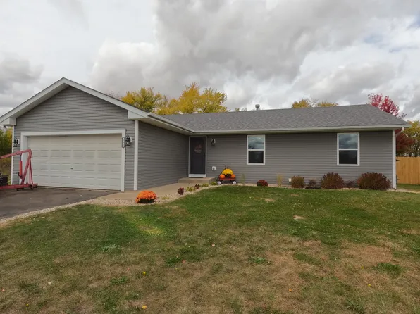 191 Prairie Moon Dr, Davis Junction, IL 61020