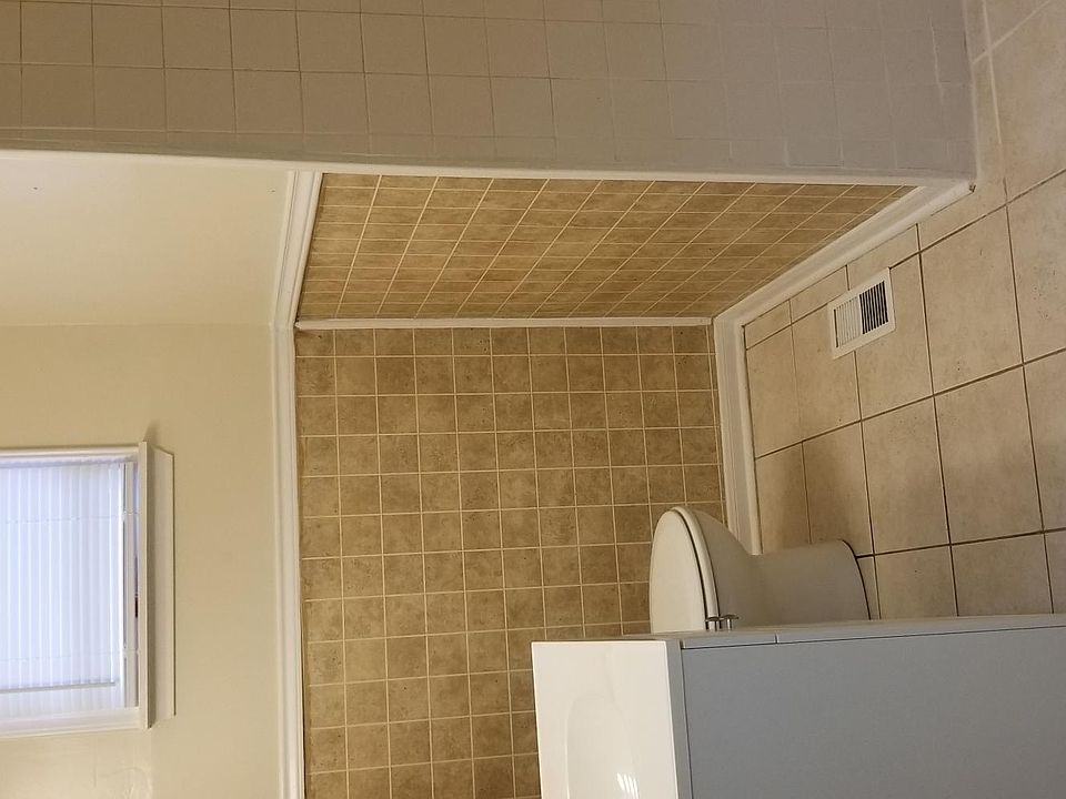 2nd image of 125 Willetta Dr
