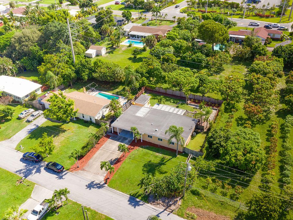 Home For Sale In ISLAND ESTATES