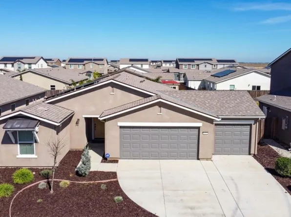 2272 Sanders Ct, Los Banos, CA 93635