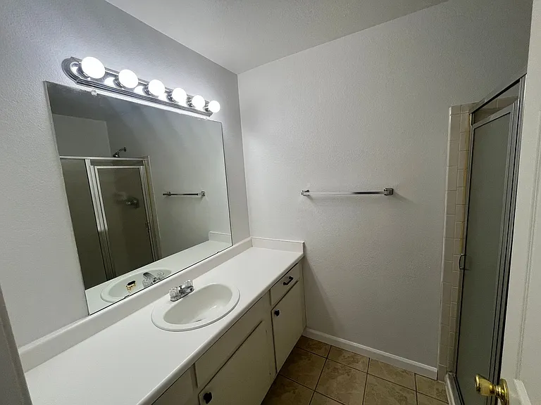 2275 S Buckley Rd #202 — Photo 17