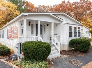 7 Juniper Cir, Rockland, MA 02370