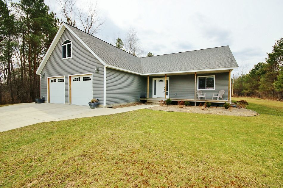 1st image of 294 S Westlawn Dr