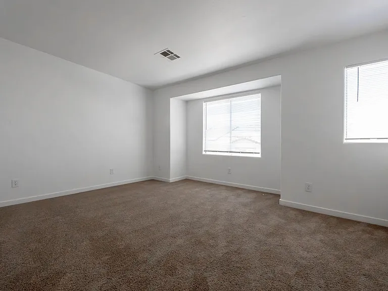 2095 Betty Davis St — Photo 24