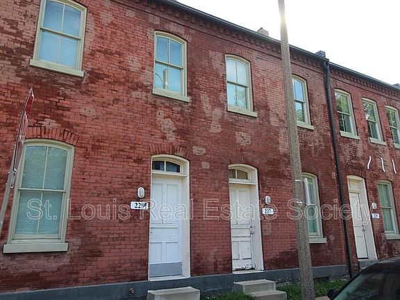 2nd image of 225 W Steins St #1F
