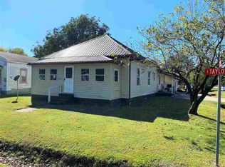 409 S Taylor Ave, Piggott, AR 72454