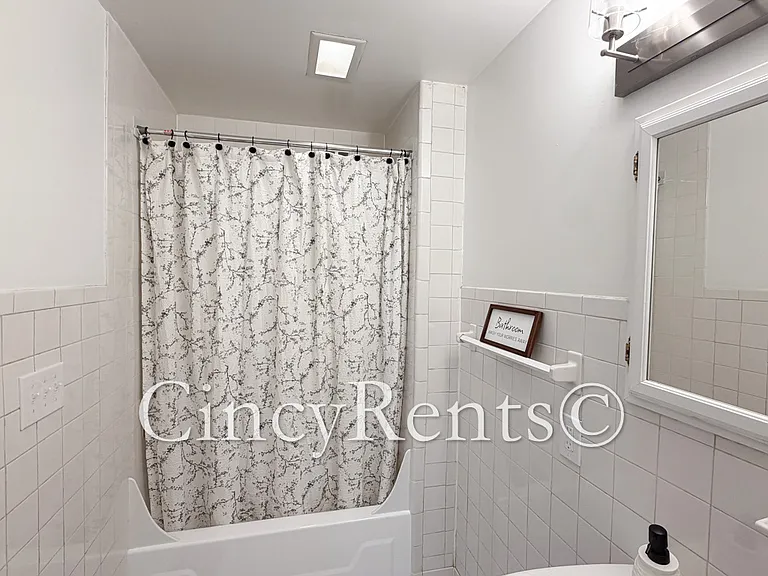 2836 Linwood Ave #1 — Photo 16