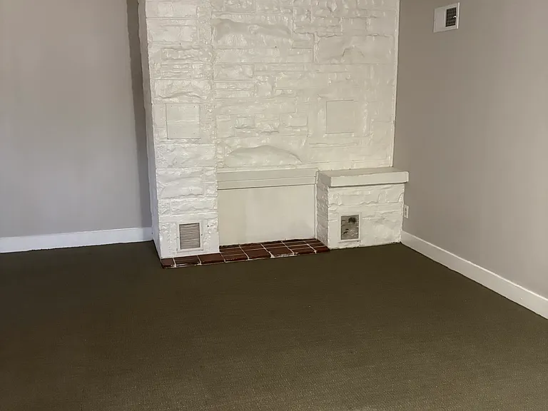 5102 E Elm St — Photo 7