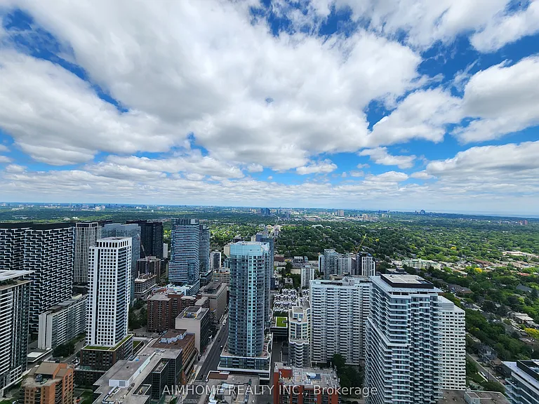 2221 Yonge St #5202 — Photo 1