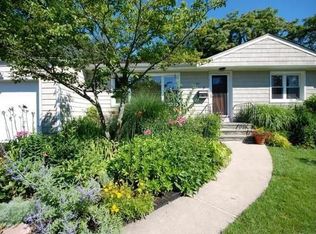 21 Renee Rd, Syosset, NY 11791