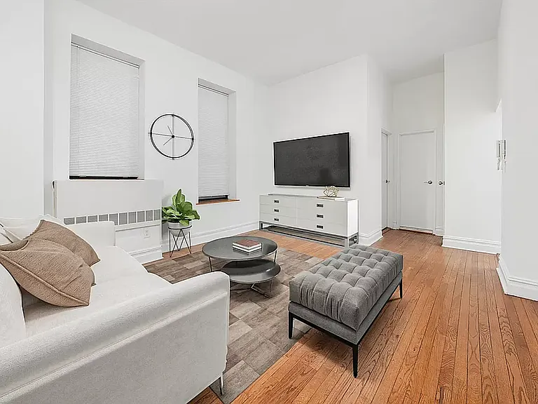 154 W 70th St #9-G — Photo 3