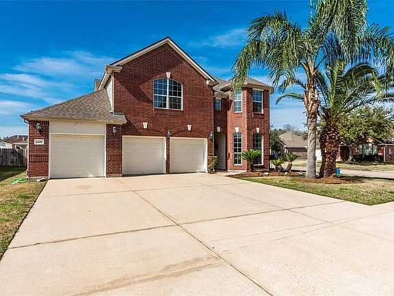 2nd image of 2402 Suncreek Ln