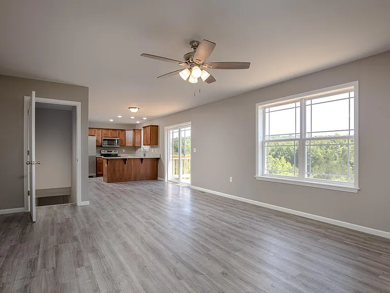116 Whispering Meadows Pkwy — Photo 6