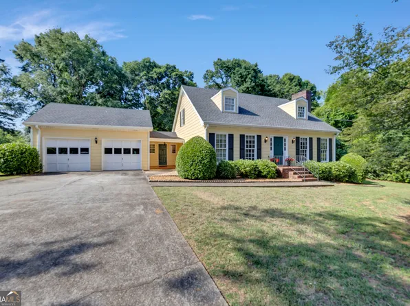 1756 Colonial South Dr SW, Conyers, GA 30094