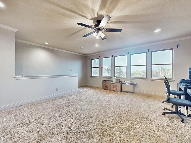 1641 Hidden Bluff Ct — Photo 24