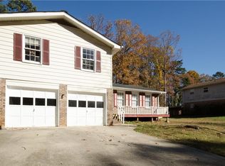 2621 Bailey Dr, Norcross, GA 30071