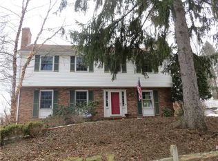 105 Laurelwood Dr, Pittsburgh, PA 15237