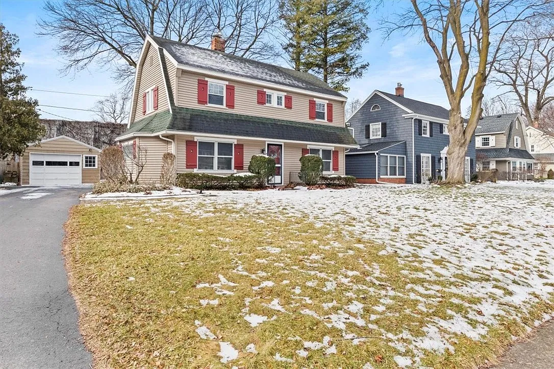3 bed, 1.5 bath, 1670 sqft, $2,600 — Photo 3