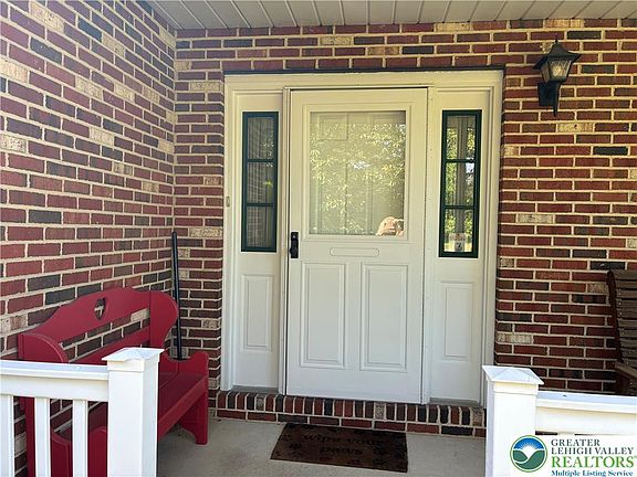 4th image of 3843 Eagle Rd