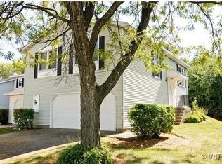 361 Thorncliffe Dr, Glendale Heights, IL 60139