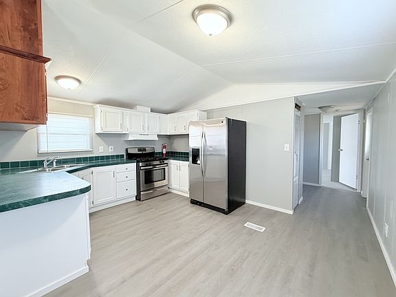 4th image of 1932 E 47th St S Lot 89