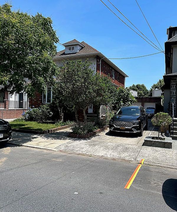 2nd image of 2023 E 21st St