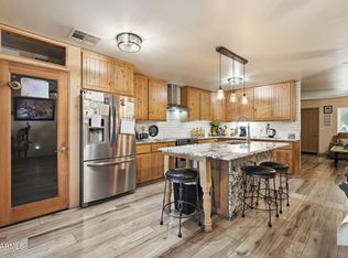 654 S Copper Dr, Apache Junction, AZ 85120