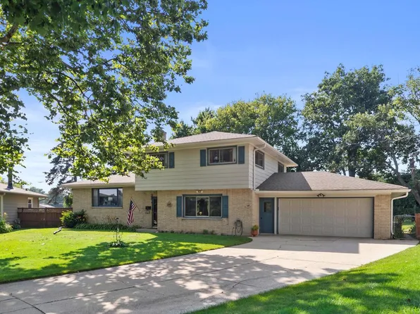 1504 Roosevelt AVENUE, Racine, WI 53406