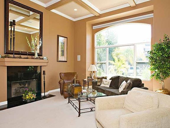 4th image of 3020 Mountain Park Dr