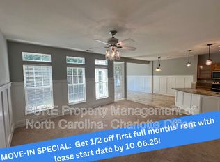 6033 Queens Walk Ct, Fort Mill, SC 29715