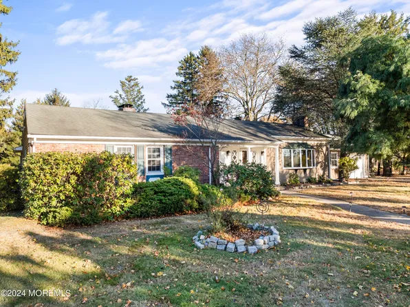 2 Deercrest Drive, Holmdel, NJ 07733