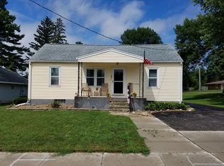 209 9th Ave SE, Independence, IA 50644