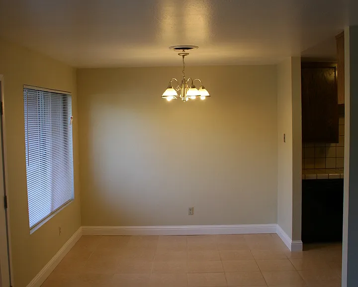 N Laurelglen Blvd 7612 — Photo 5