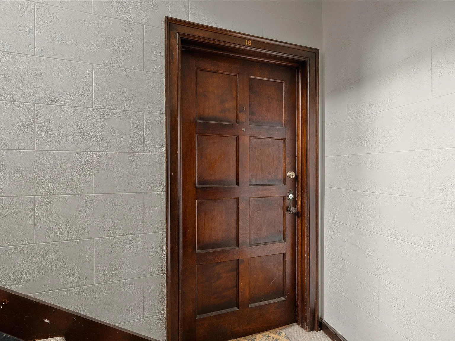 1 bed, 840 sqft, $1,400 — Photo 4