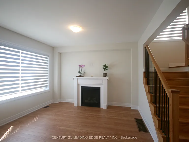 39 Ed Ewert Ave — Photo 7