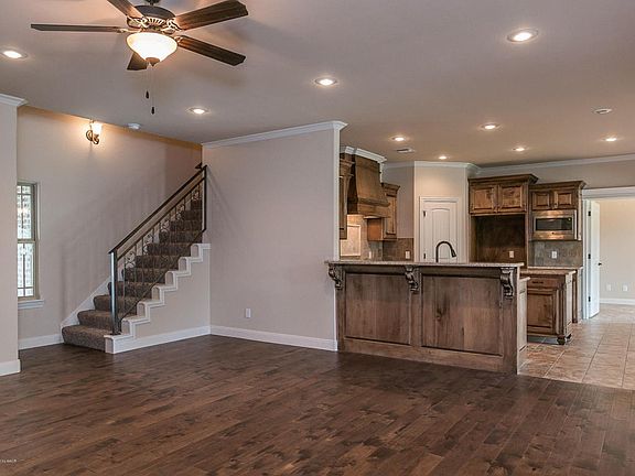 Living Toward Kitchen