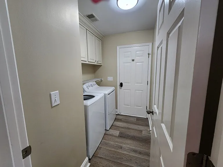 733 Woodland Pointe Pl — Photo 10