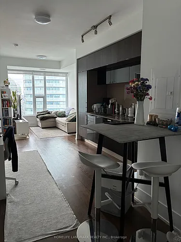 10 York St #6002 Photo 1