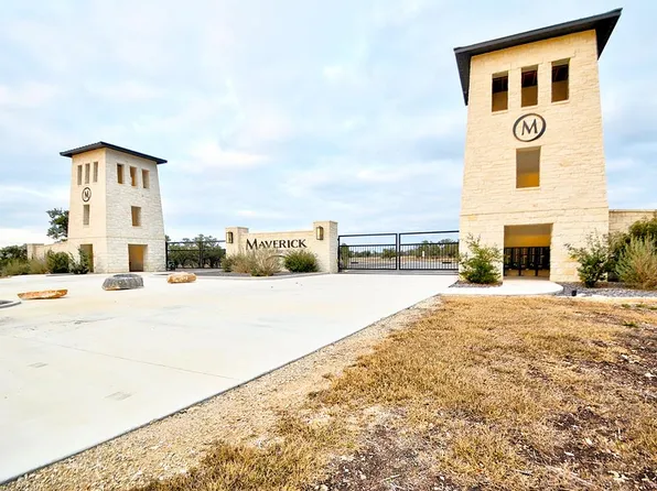 104 Oryx View Dr, Harper, TX 78631