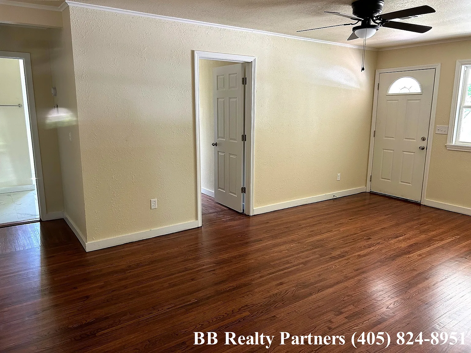 3 bed, 1215 sqft, $1,545 — Photo 3